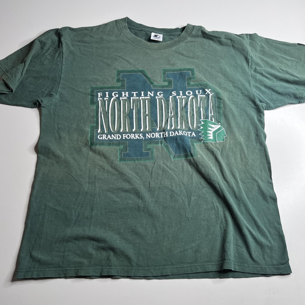 Vintage Starter North Dakota Fighting Sioux T-Shirt Large Green Made in USA